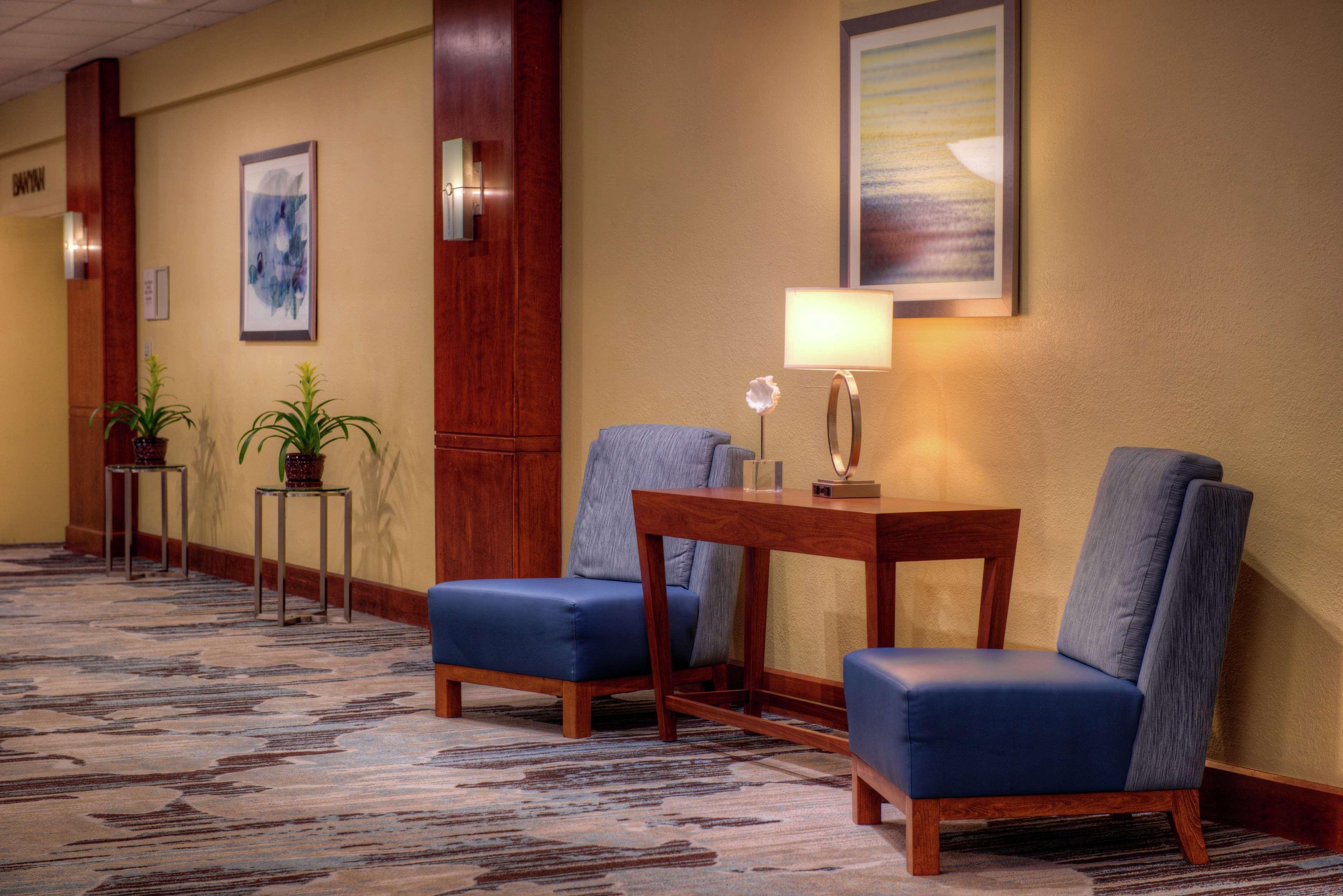 Doubletree By Hilton Hotel Tampa Airport-Westshore エクステリア 写真